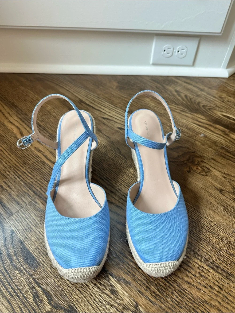 Periwinkle Stuart Weitzman Mykonos Close Espadrille Wedge, size 9